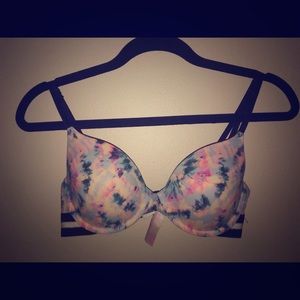 NWOT!!! PINK Wear Everywhere T-Shirt Bra